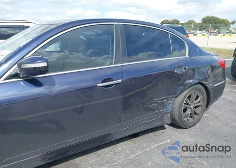 2012 Hyundai Genesis 3.8 z USA, uszkodzony, nr VIN KMHGC4DD3CU198656